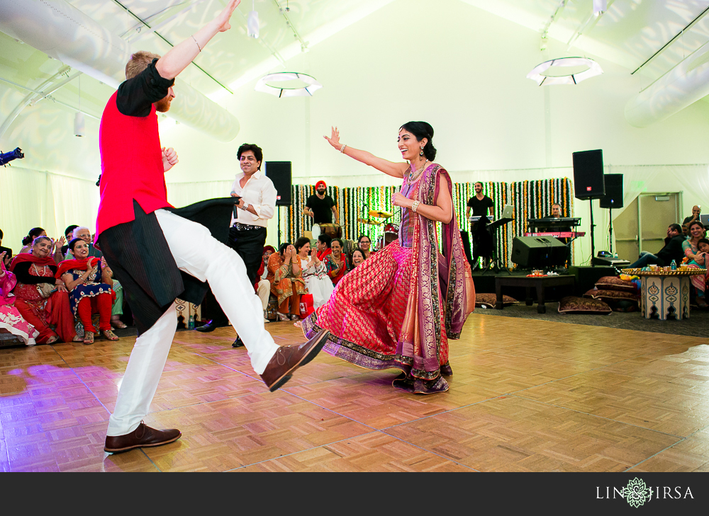 39-hotel-ivine-sangeet-photographer