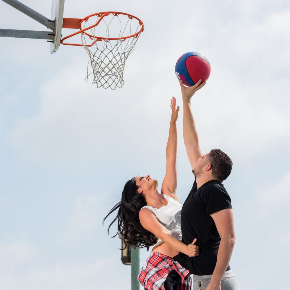 0008-CA-Victoria-Laguna-Beach-Engagement-Session-featured-image