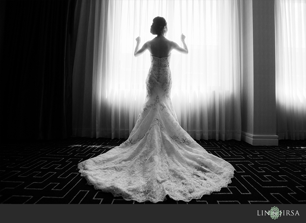 10-the-room-on-main-wedding-photography-getting-ready-photos