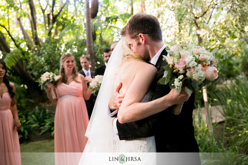 35-hartley-botanica-wedding-photographer-wedding-ceremony-photos