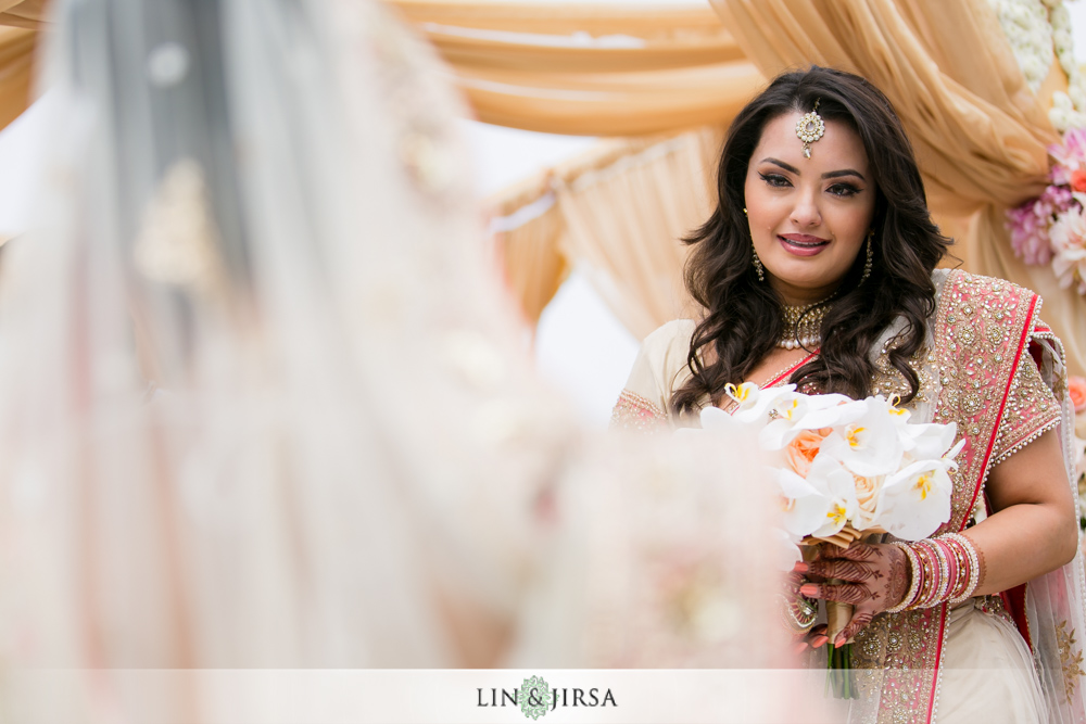 35-laguna-cliffs-marriott-indian-wedding-photographer-wedding-ceremony-photos