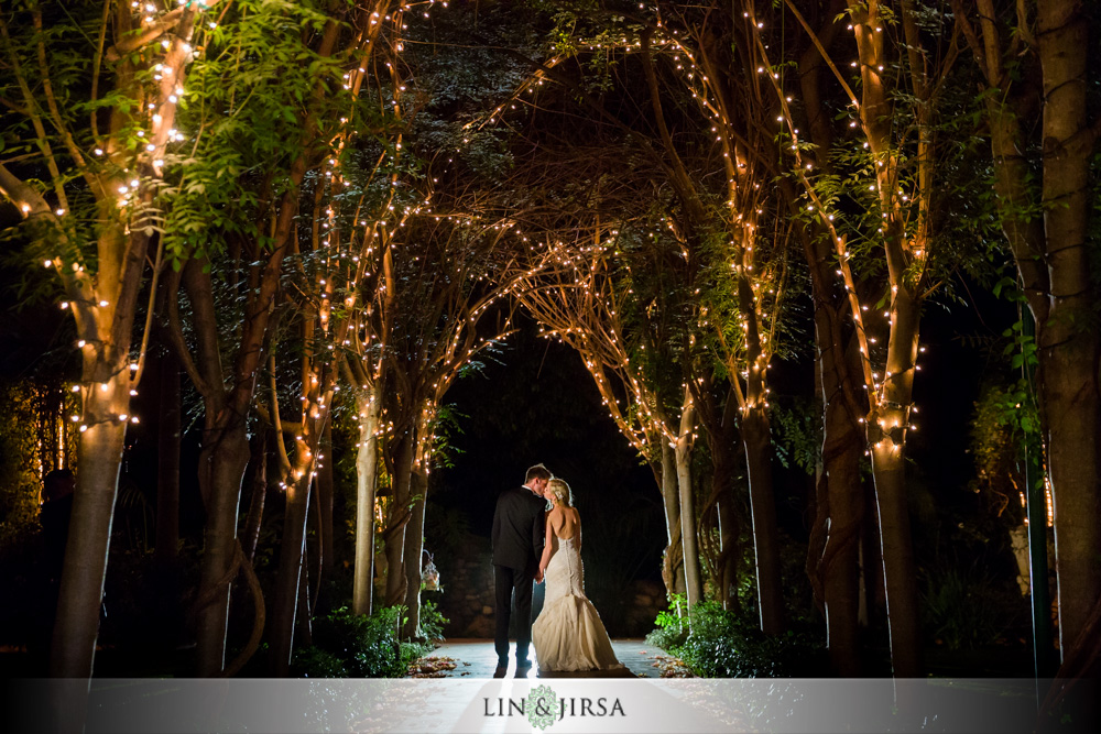 53-hartley-botanica-wedding-photographer-wedding-reception-photos