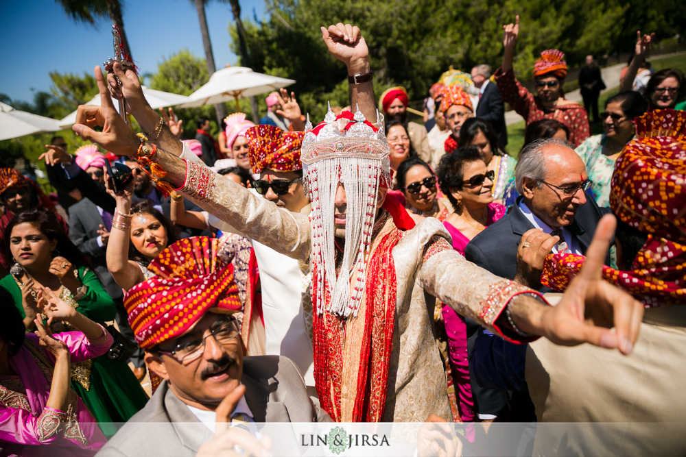 29-St-Regis-Monarch-Beach-Indian-Wedding-Ceremony