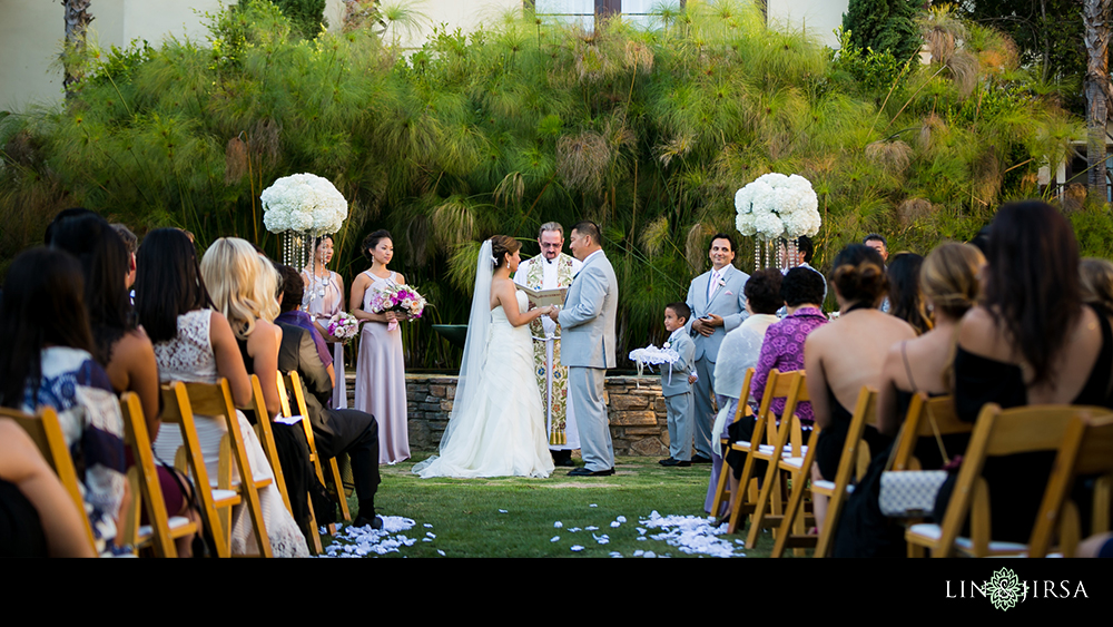 27-Estancia-La-Jolla-Hotel-Wedding-Photos