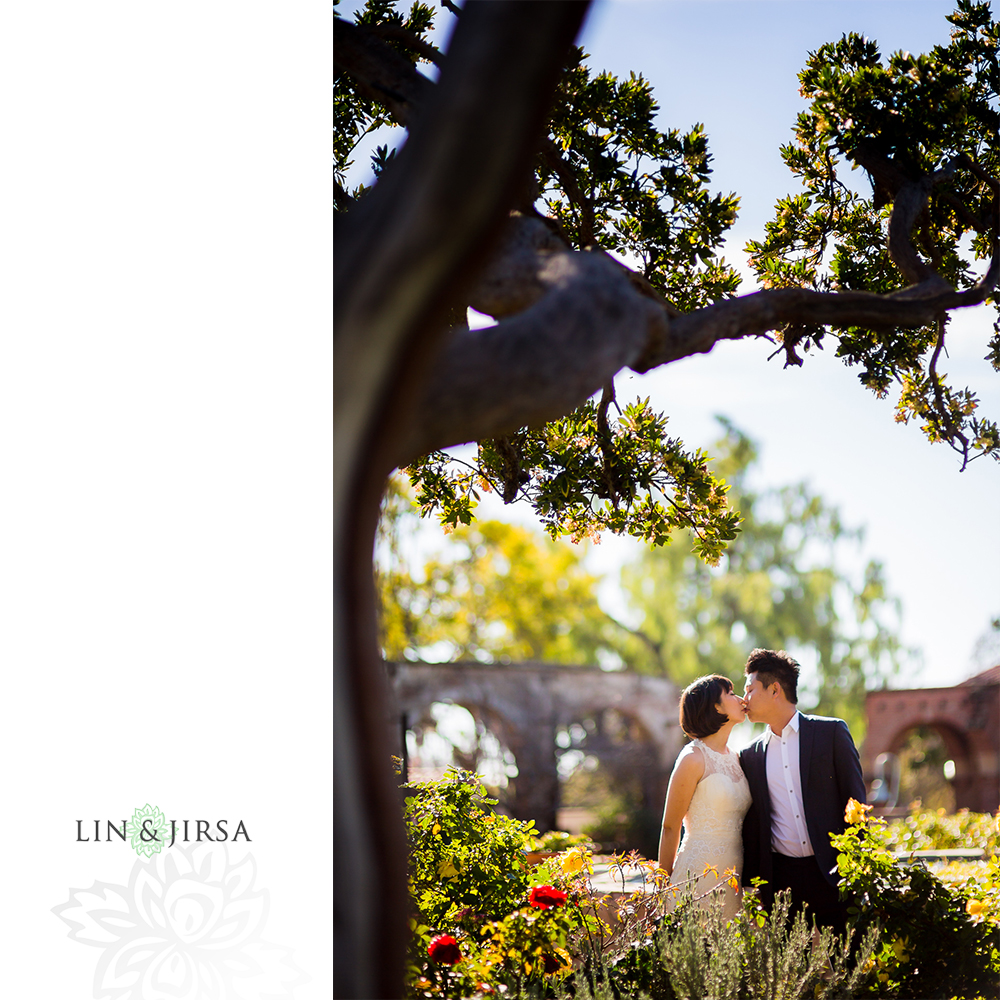 10-mission-san-juan-capistrano-wedding-portrait-photography