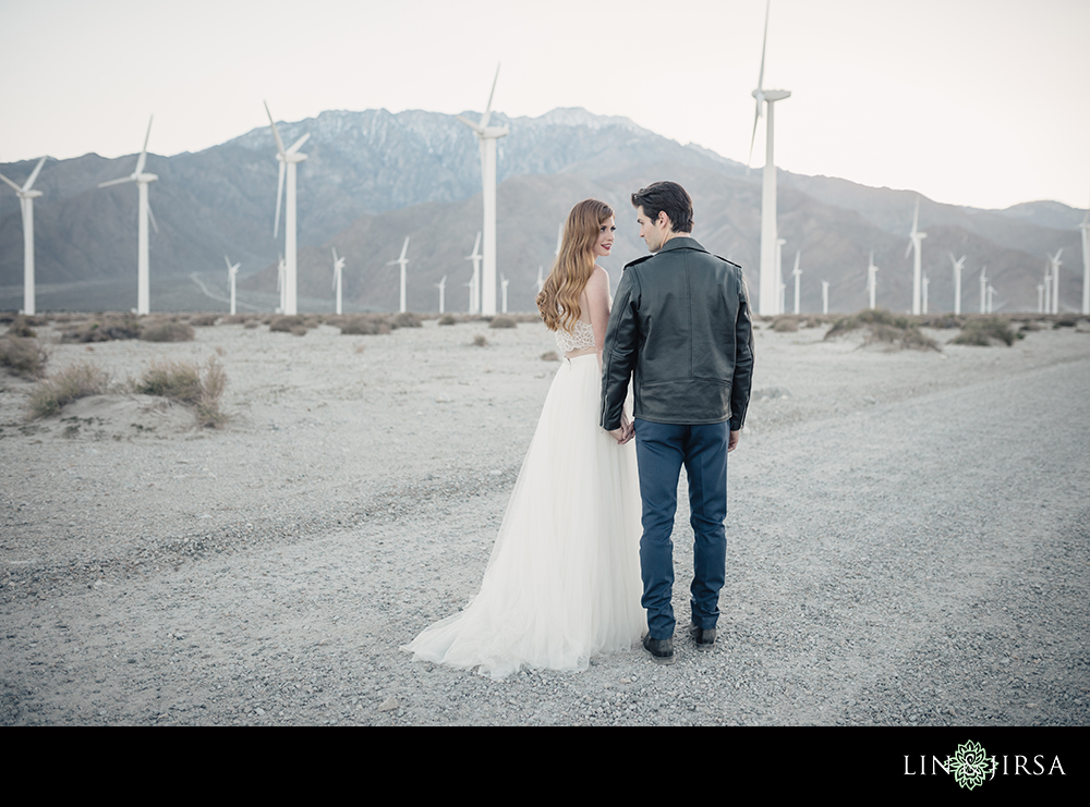 16-palm-springs-stylized-wedding-portrait-shoot