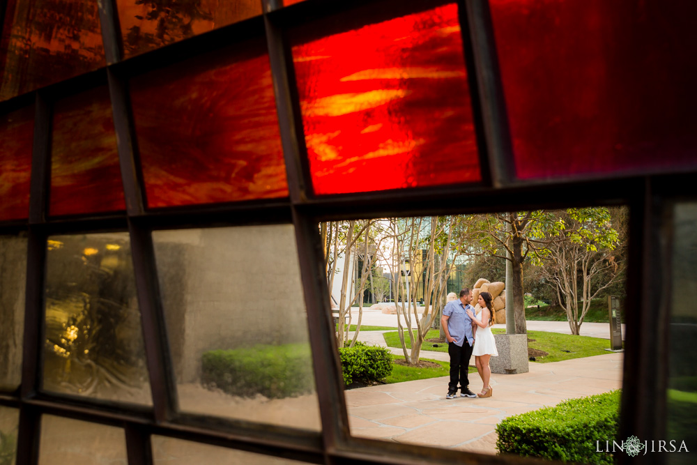 13-noguchi-gardens-orange-county-engagement-photographer