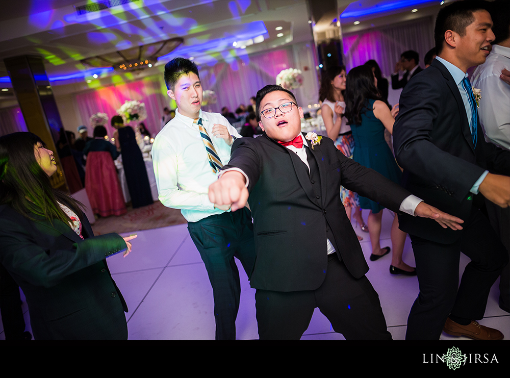 65-Brandview-Ballroom-Glendale-LA-Wedding-Photographer