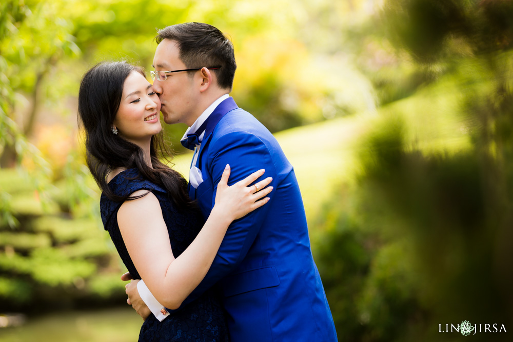 0002-huntington-library-pasadena-engagement-photographer