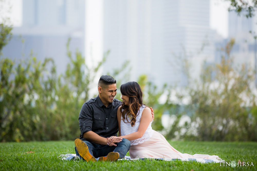 01-Downtown-Los-Angeles-Engagement-Photography