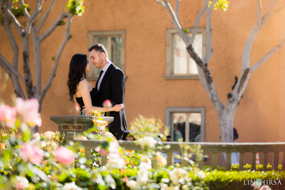 04-laguna-beach-engagement-photographer