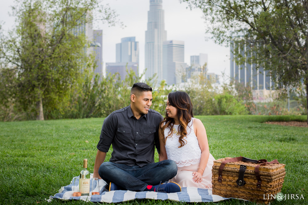 09-Downtown-Los-Angeles-Engagement-Photography