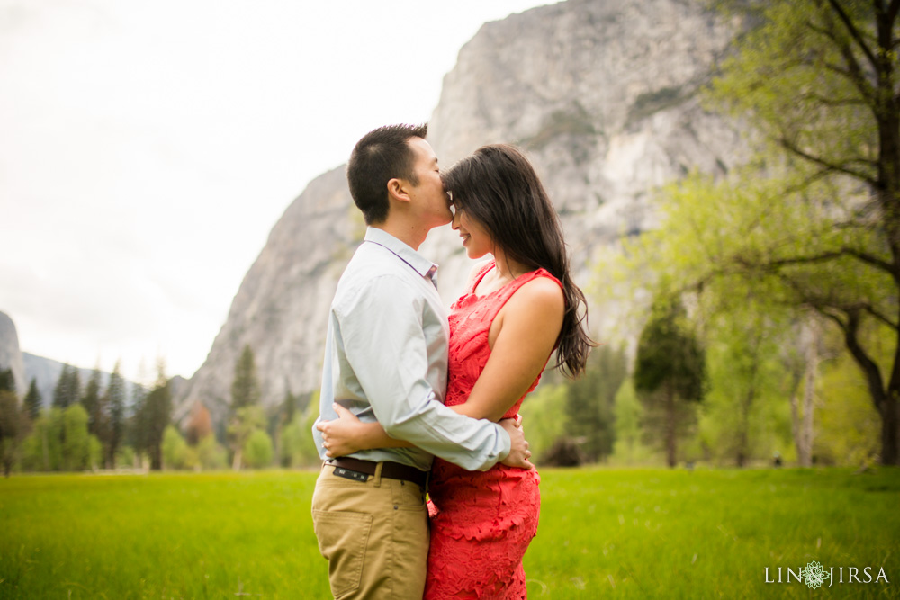 0092-LJ-Yosemite-Engagement-Photography