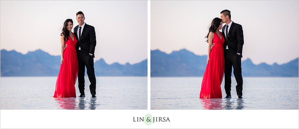 13-Bonneville-Salt-Flats-Utah-Engagement-Photos