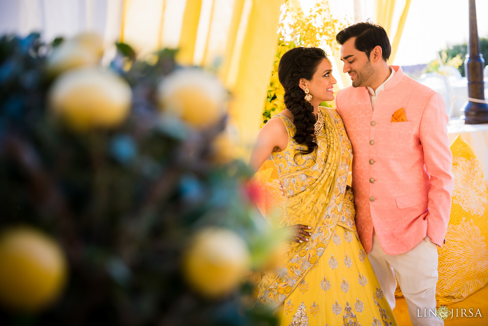 07-Palos-Verdes-Mendhi-Indian-Wedding-Photography