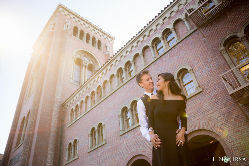 08-USC-University-of-Southern-California-Engagement-Photography-Session