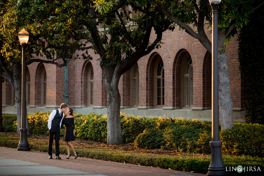 14-USC-University-of-Southern-California-Engagement-Photography-Session