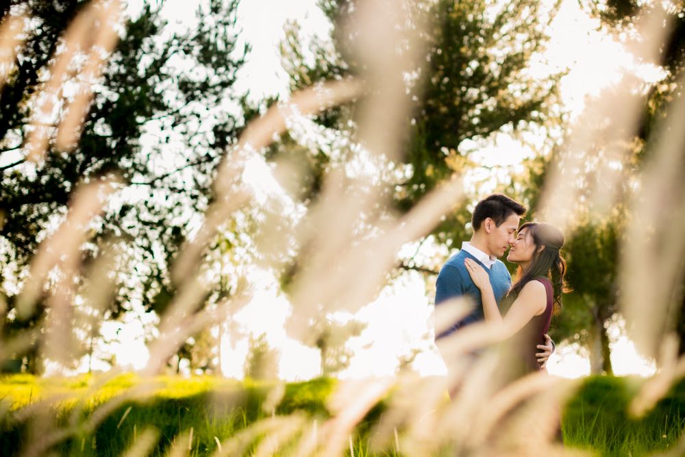 0046-JE-Victoria-Beach-Engagement-Photography