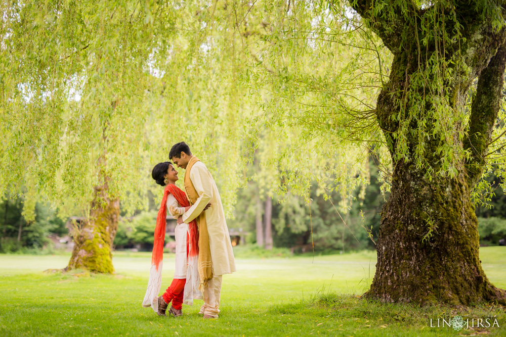0701-Resort-at-the-mountain-Indian-Pre-Wedding-Photography