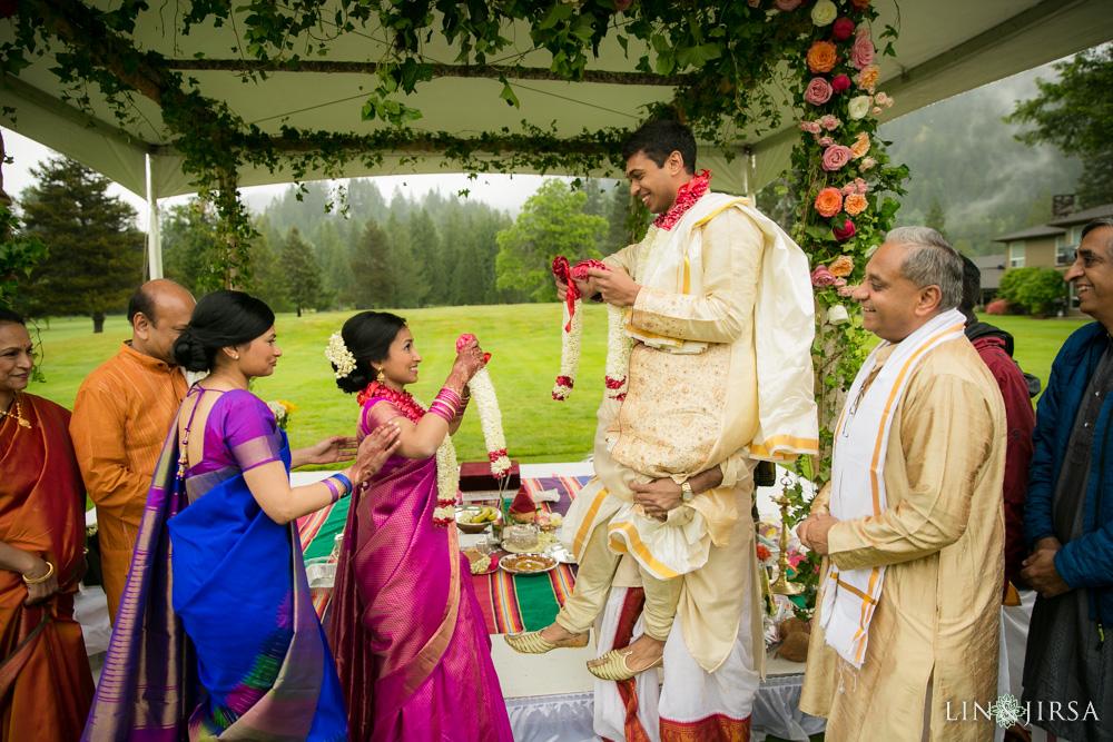 2301-Resort-at-the-mountain-Oregon-Indian-Wedding-Photography