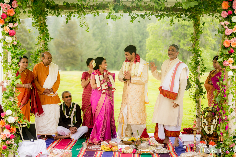 2401-Resort-at-the-mountain-Oregon-Indian-Wedding-Photography