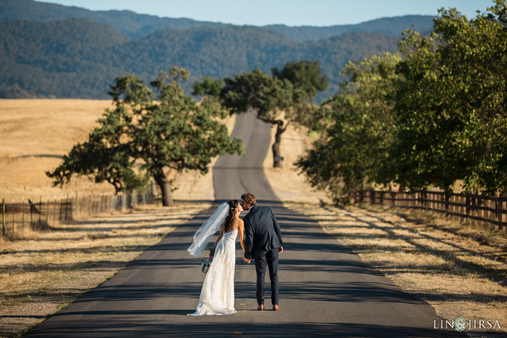 30-Gainey-Vineyards-Wedding-Photography-Santa-Ynez