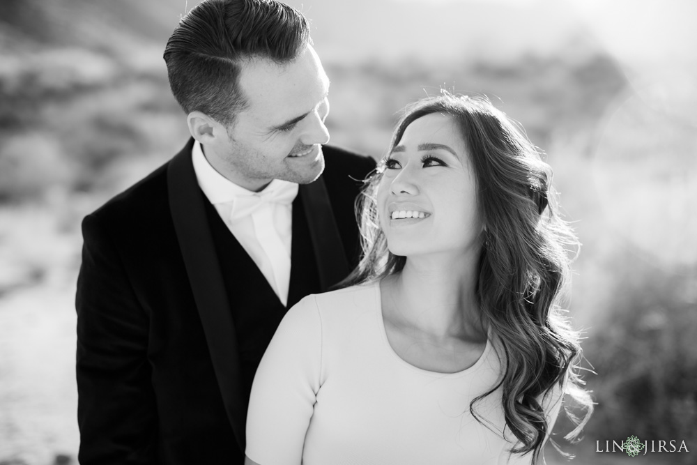 06-ace-hotel-palm-springs-engagement-photography