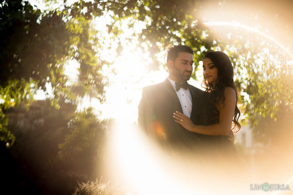 15-Balboa-Park-Engagement-Photography