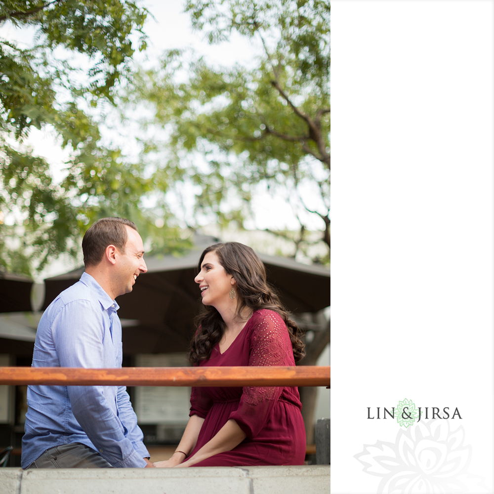 03-grand-central-market-los-angeles-engagement-photography