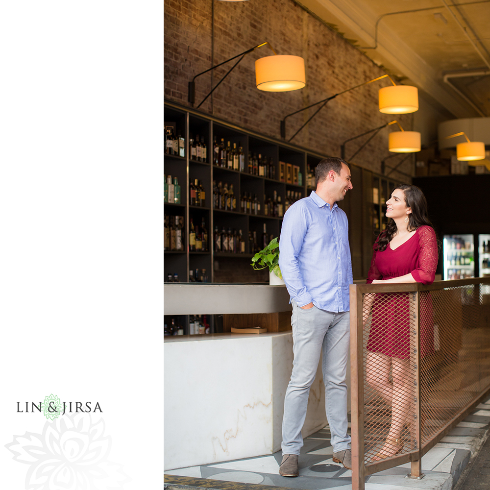 09-grand-central-market-los-angeles-engagement-photography