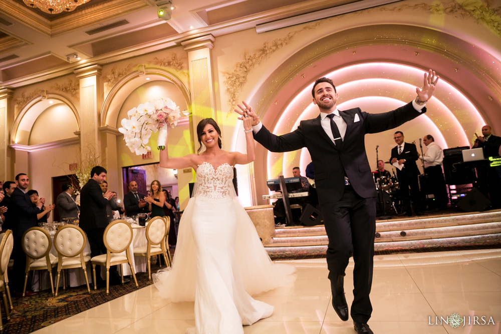 34-renaissance-banquet-hall-glendale-wedding-photography