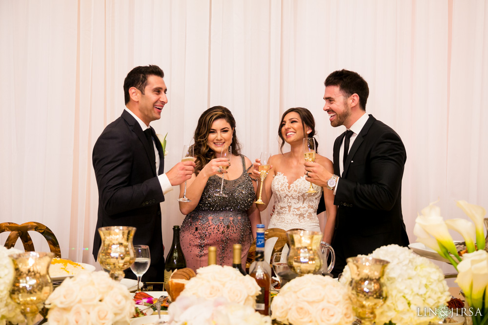 36-renaissance-banquet-hall-glendale-wedding-photography