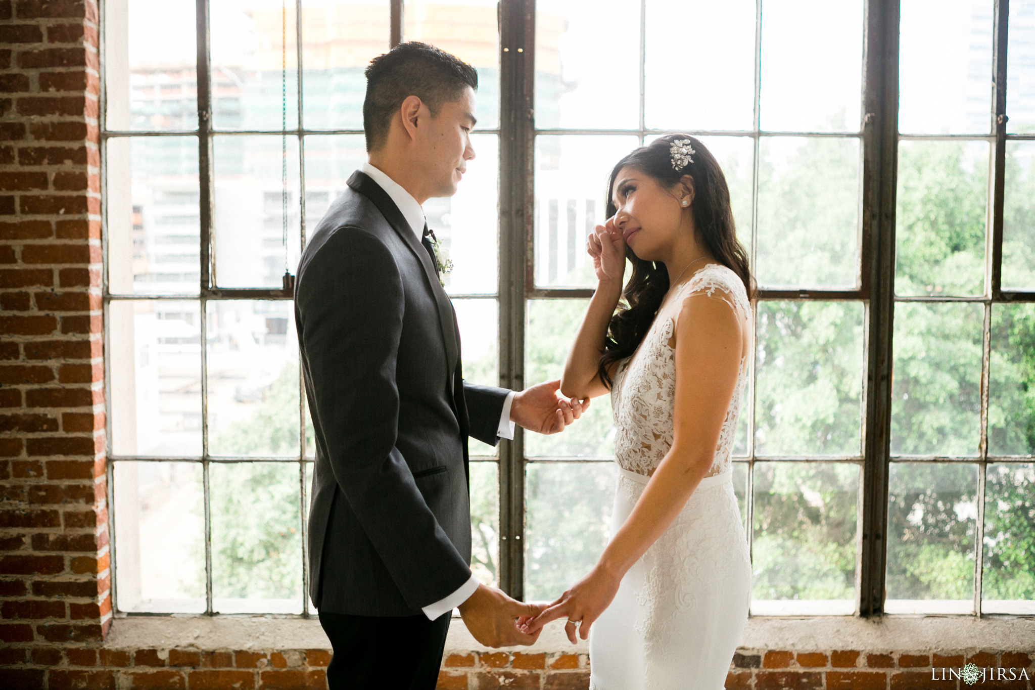 11-hudson-loft-downtown-los-angeles-wedding-photography