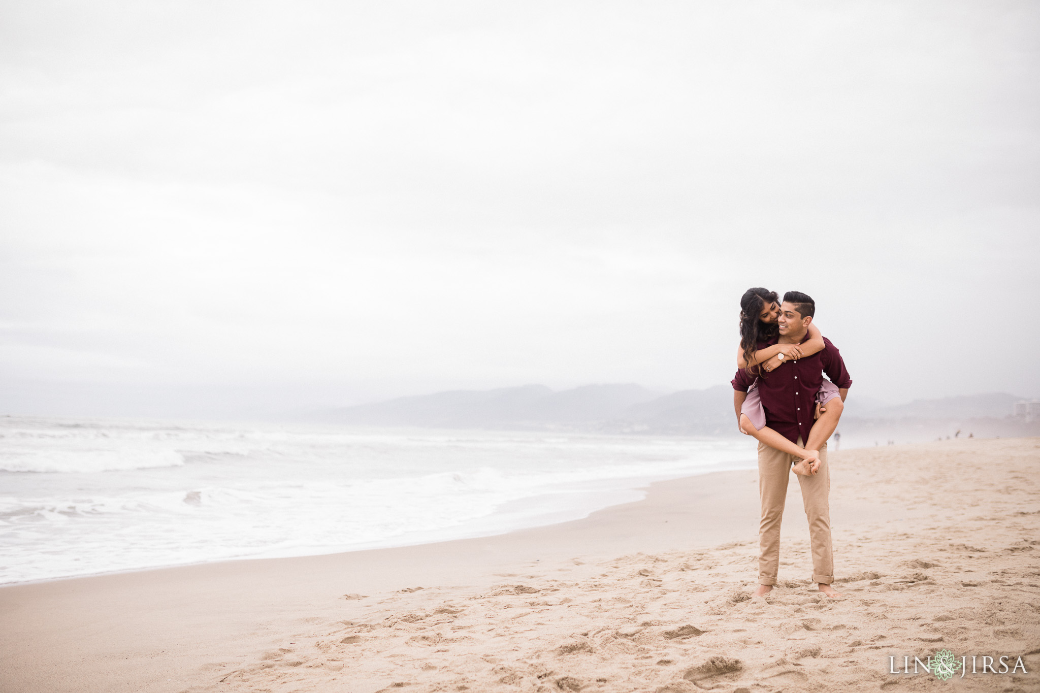 11-santa-monica-pier-los-angeles-engagement-photography