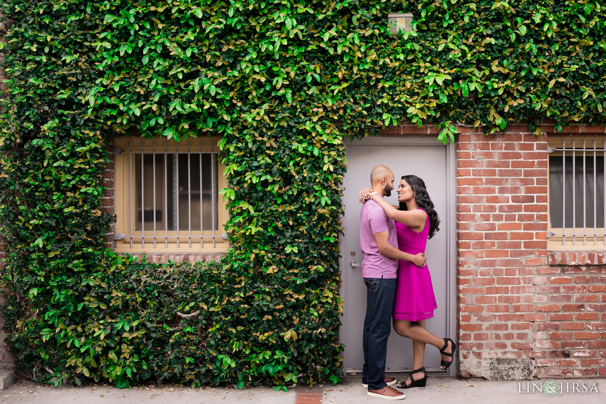 05-laguna-beach-engagement-photography