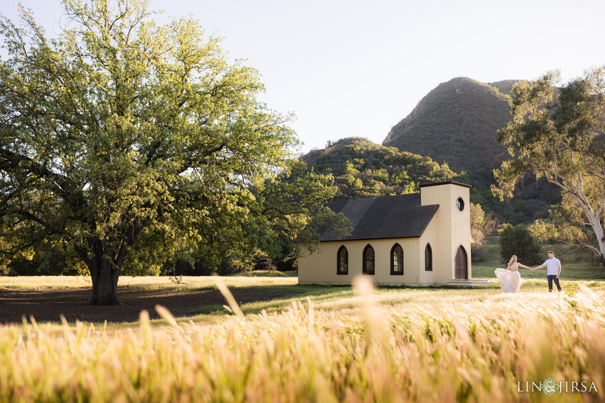 07-paramount-ranch-malibu-engagement-photography