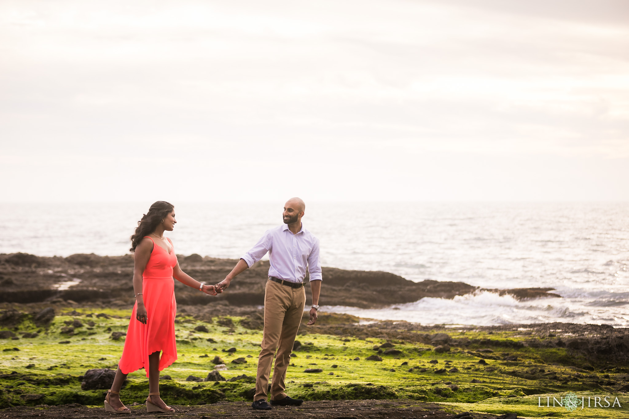 09-laguna-beach-engagement-photography