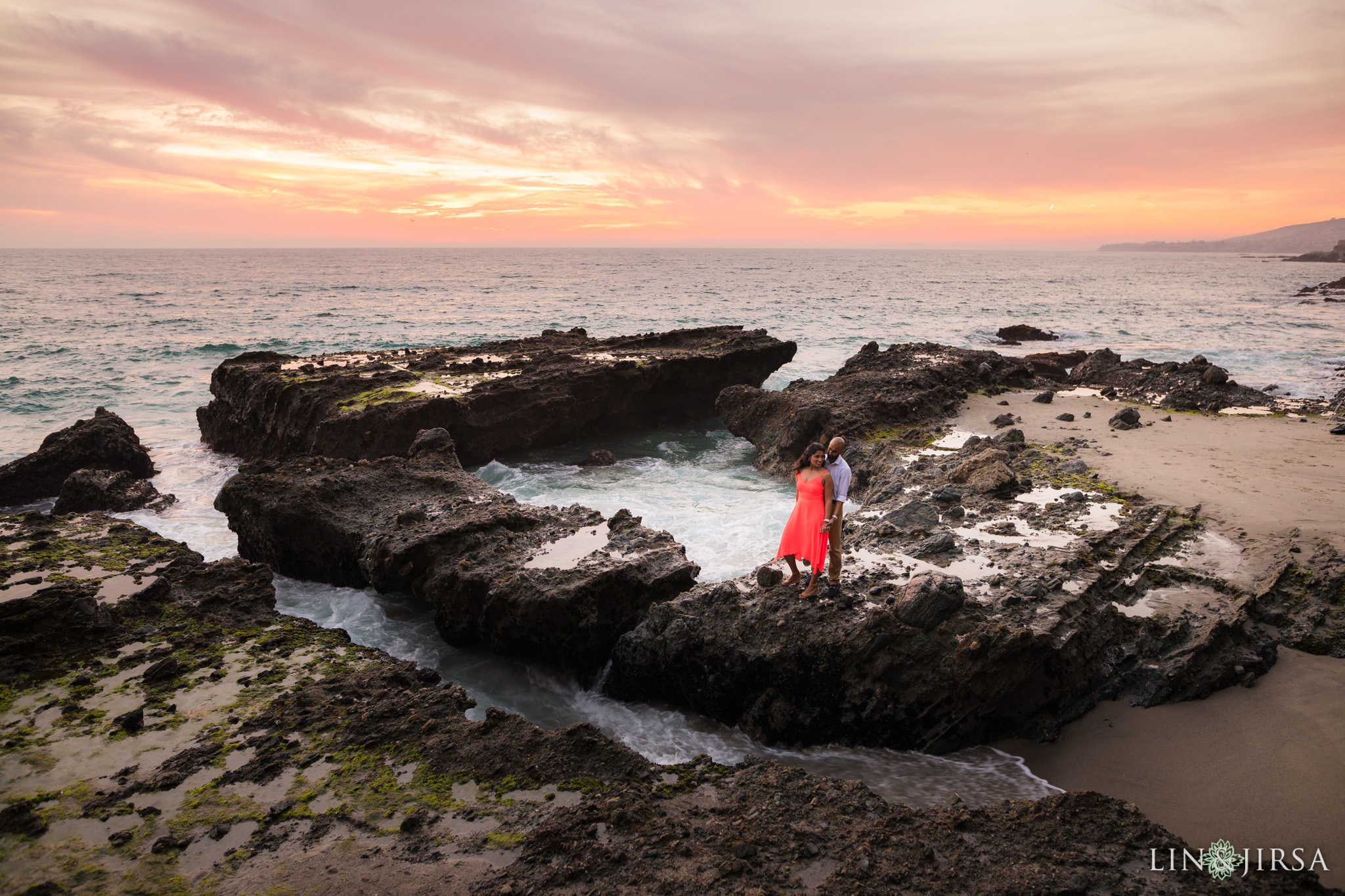 14-laguna-beach-engagement-photography