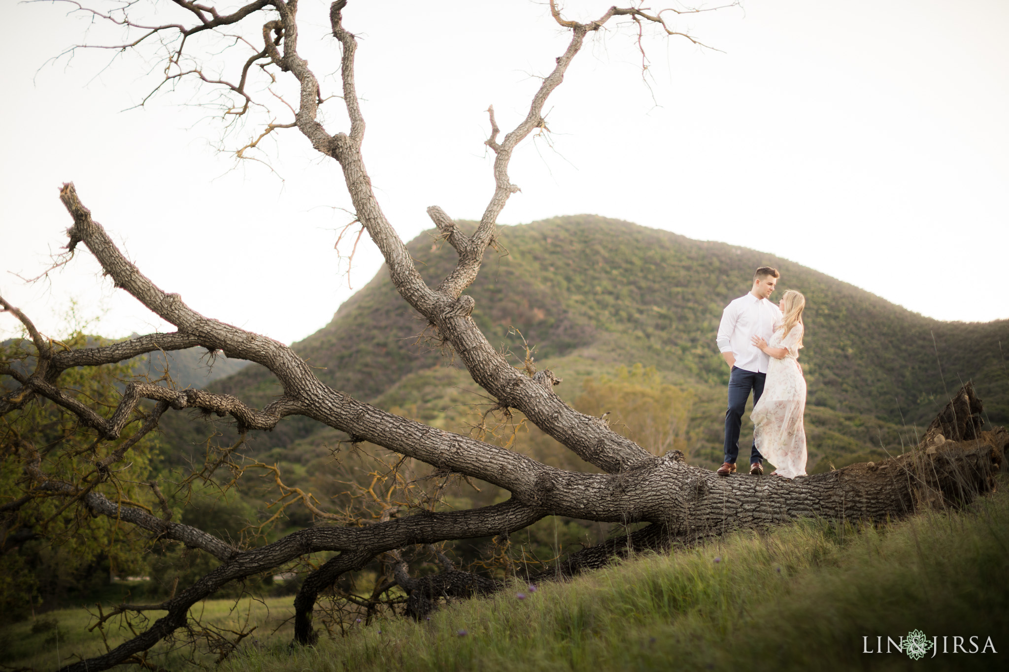 14-paramount-ranch-malibu-engagement-photography