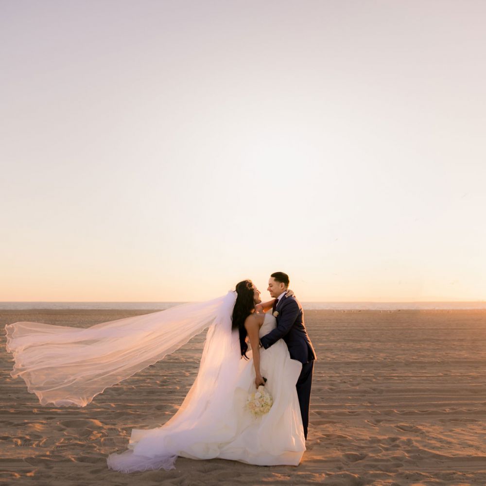 0 hyatt regency huntington beach bride wedding photography