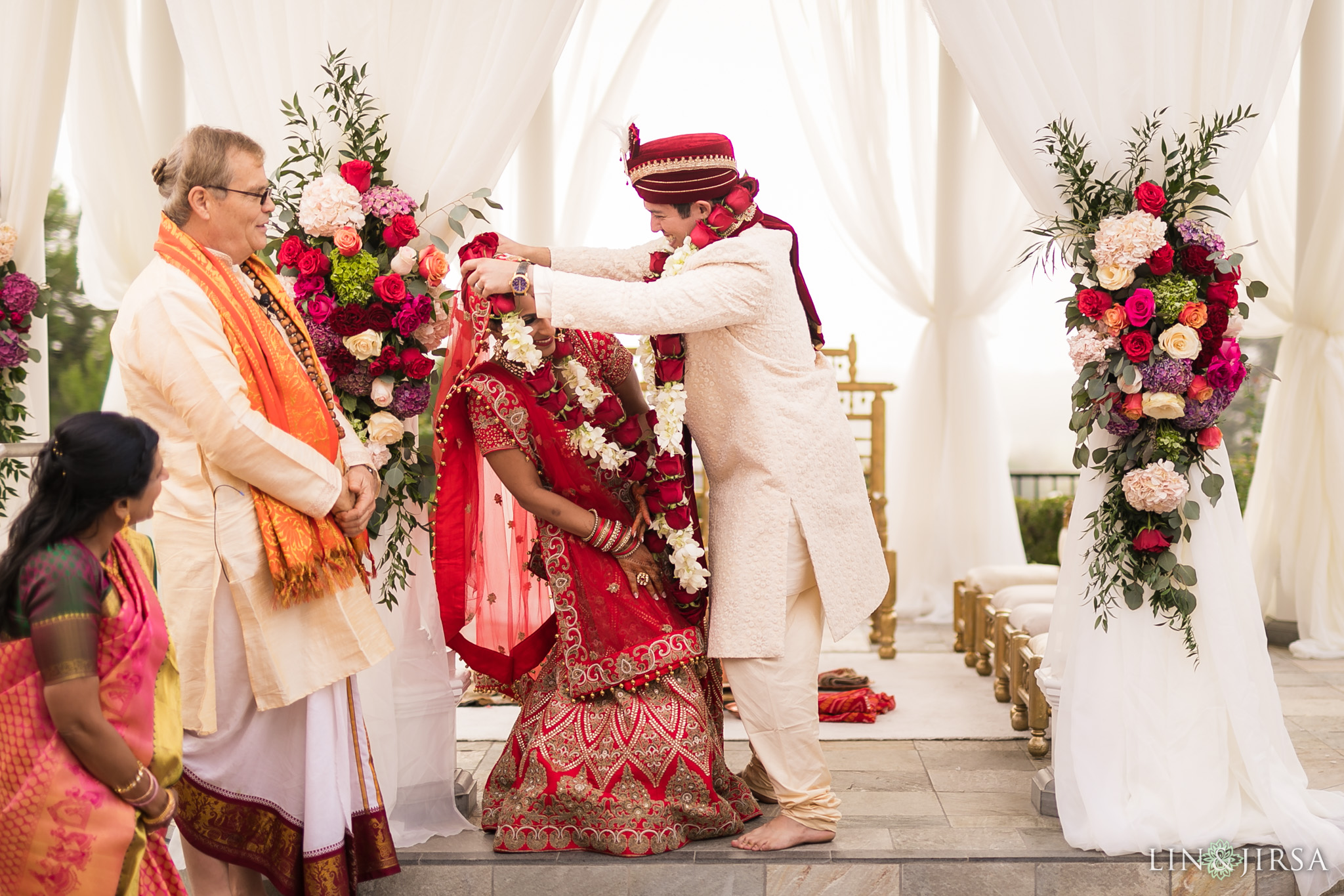 38 newport beach marriott hotel indian wedding ceremony photography