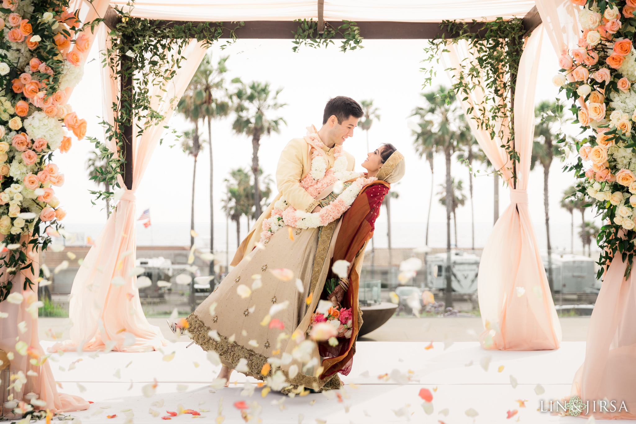 34 pasea hotel and spa huntington beach indian wedding ceremony photography