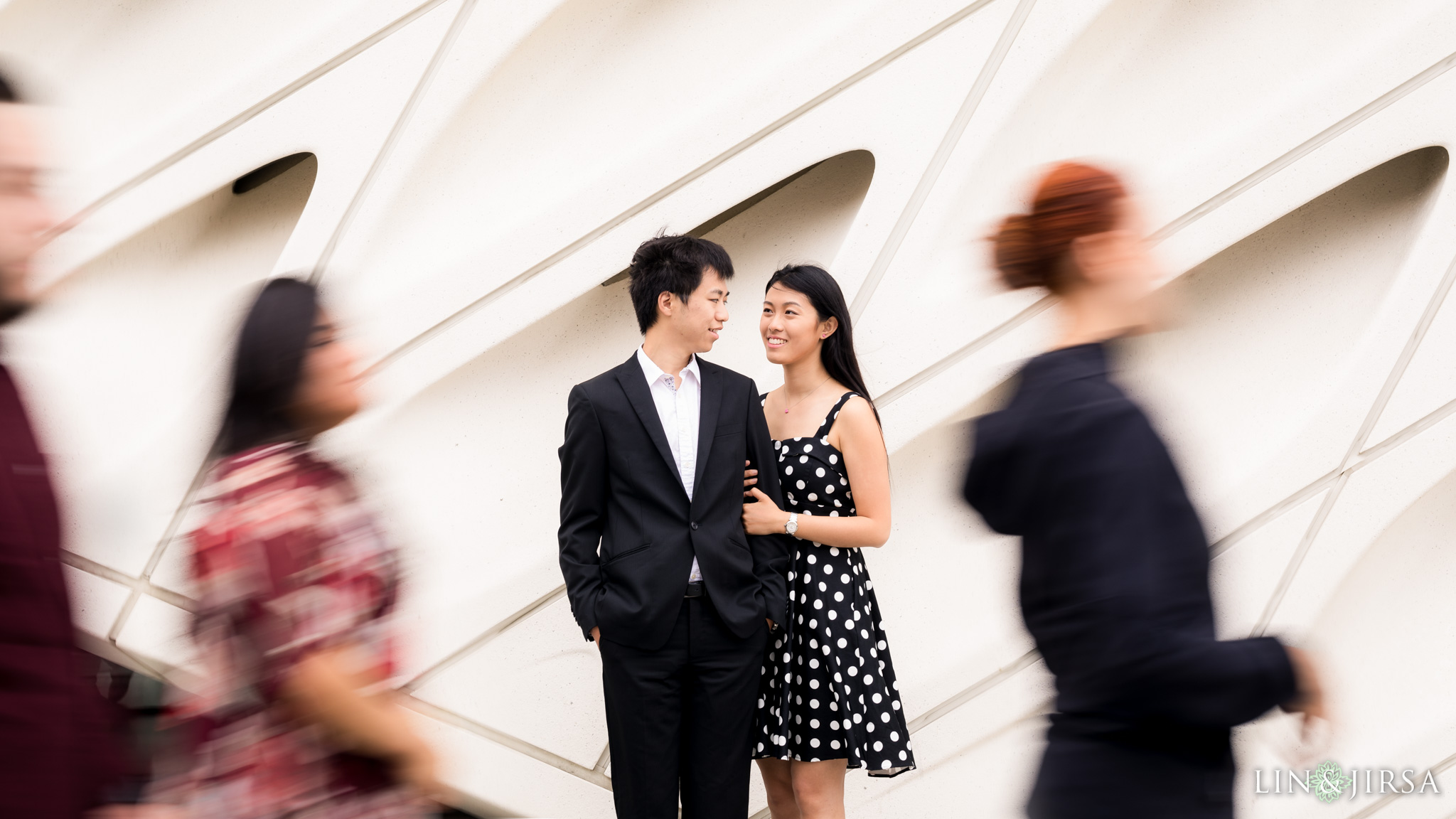 08 the broad museum los angeles engagement photography