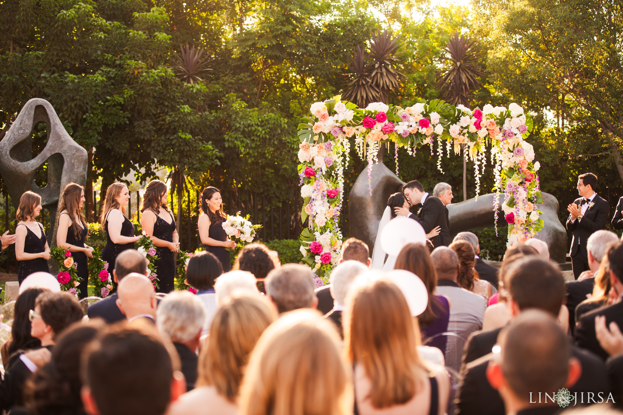 060 museum of art san diego wedding ceremony kiss photography