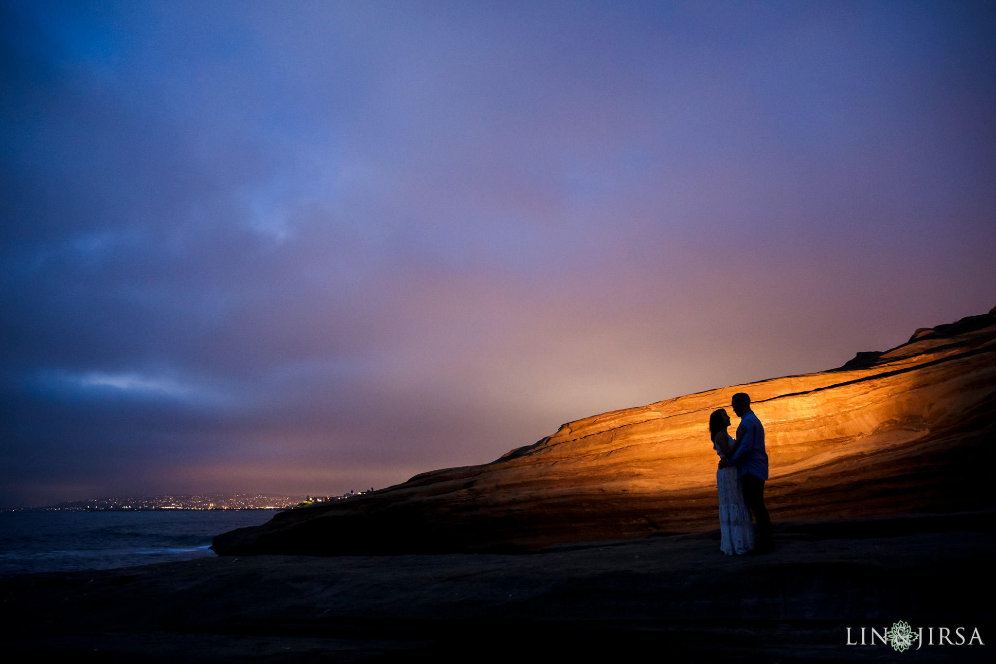 21 san diego beach cliffs engagement photography
