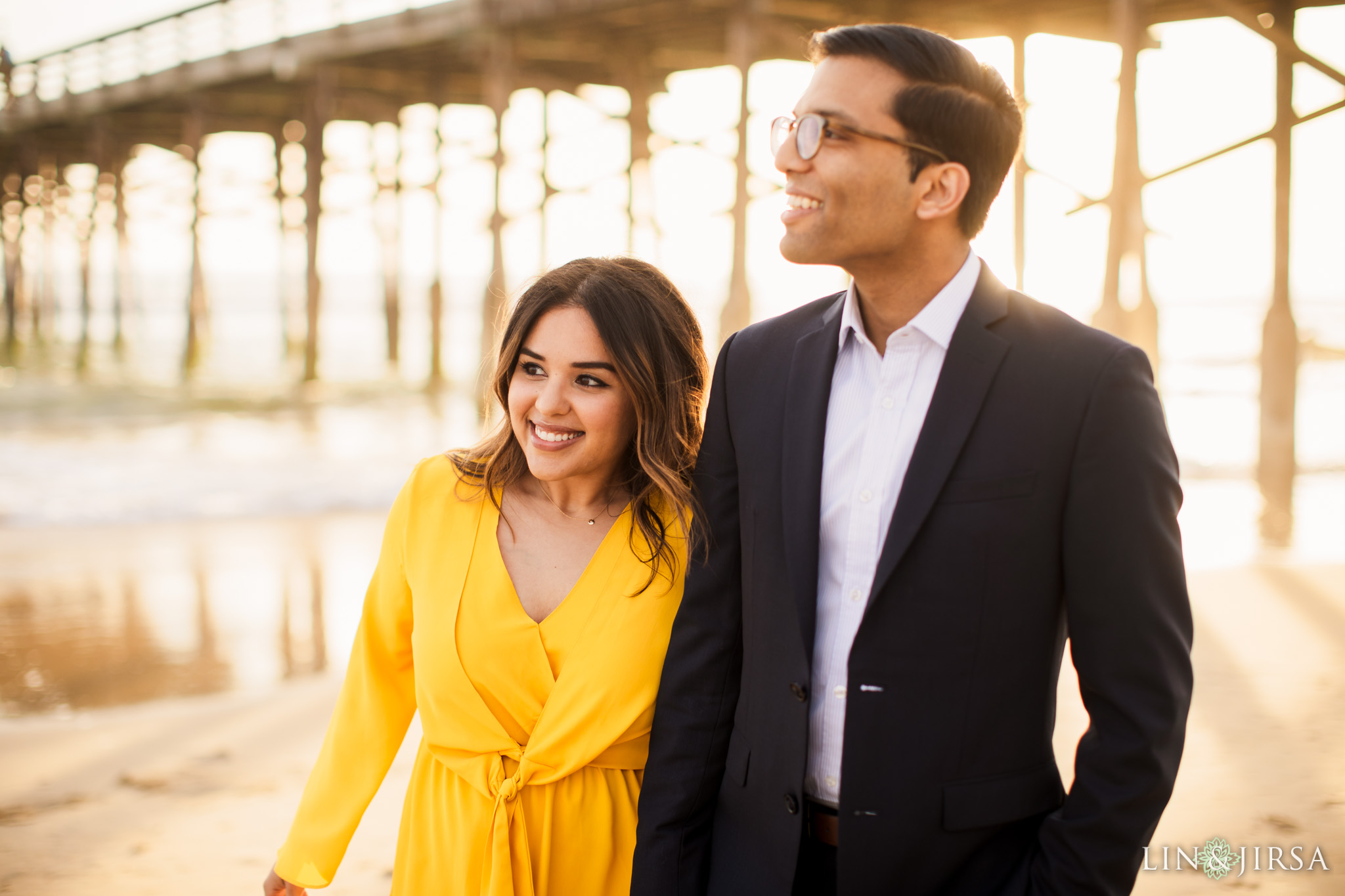 06 Newport Beach Pier Engagement Photography