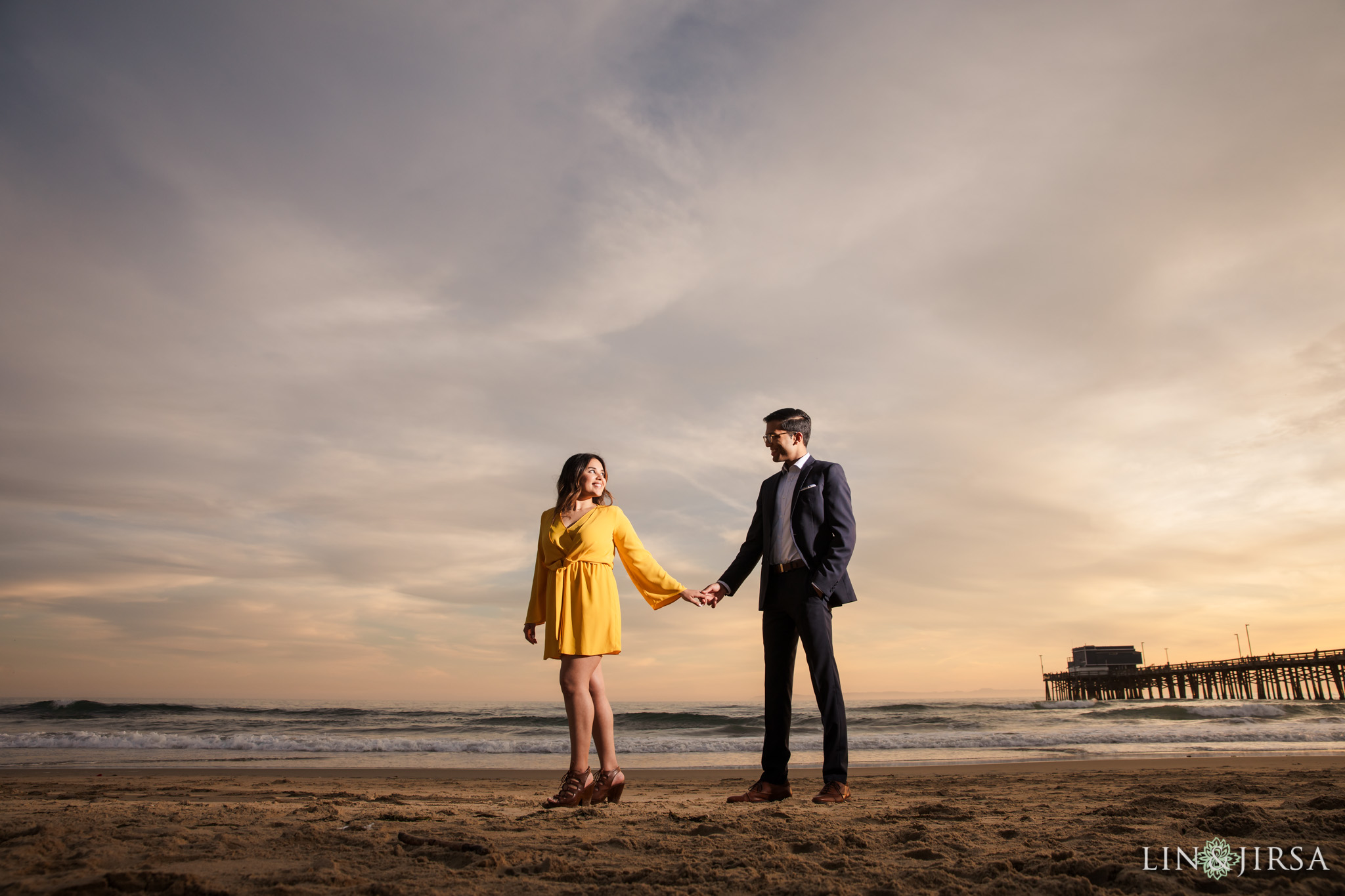 10 Newport Beach Pier Engagement Photography