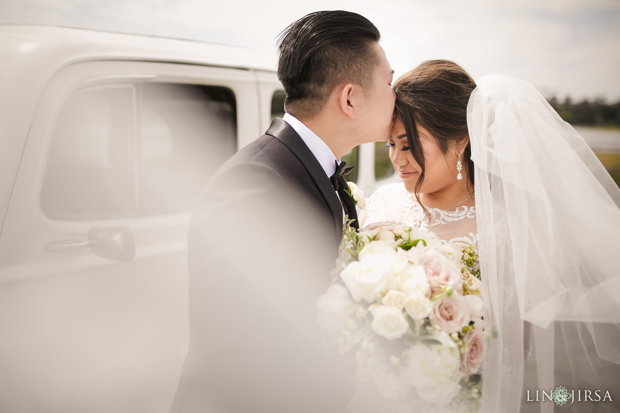 19 The Newport Beach Marriott Hotel Wedding Photography